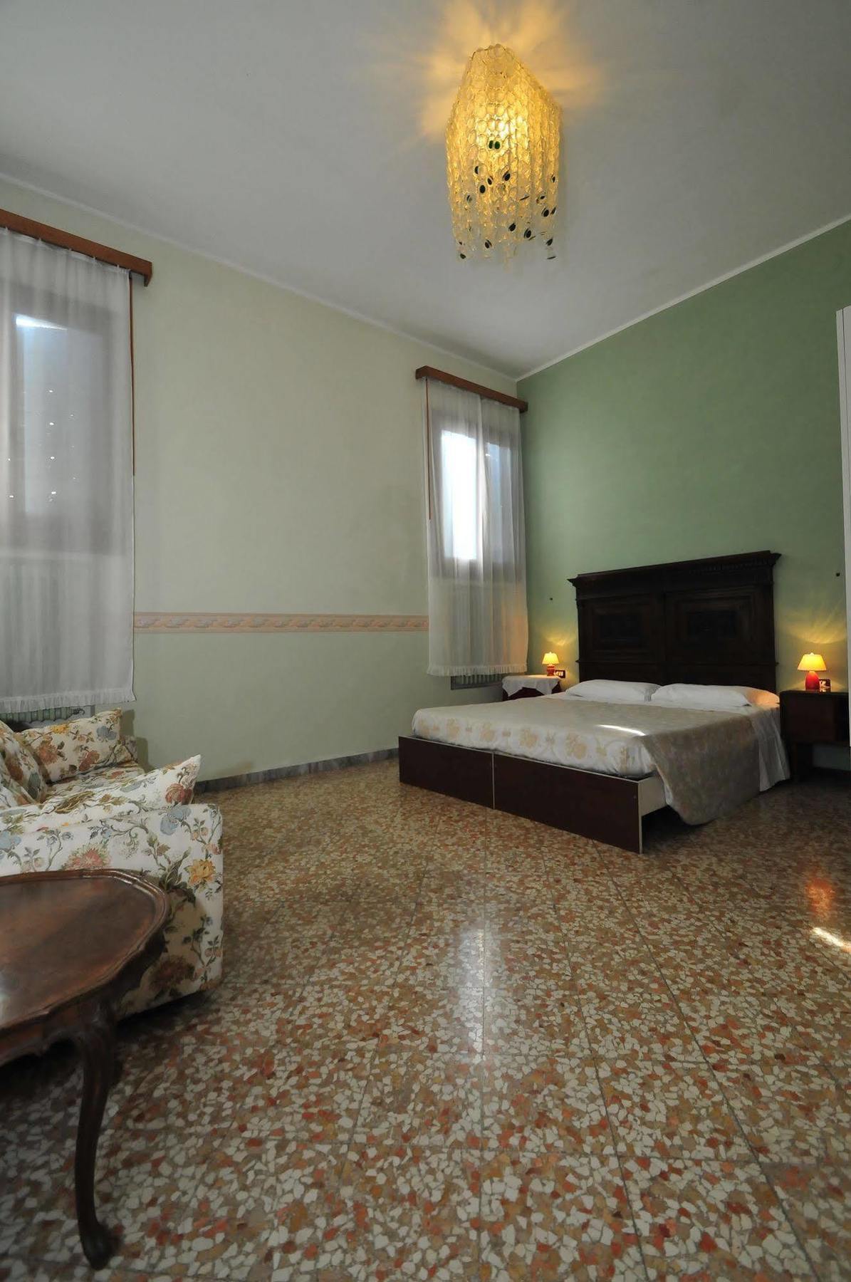 Locanda Sant'Anna Hotel Венеция Экстерьер фото