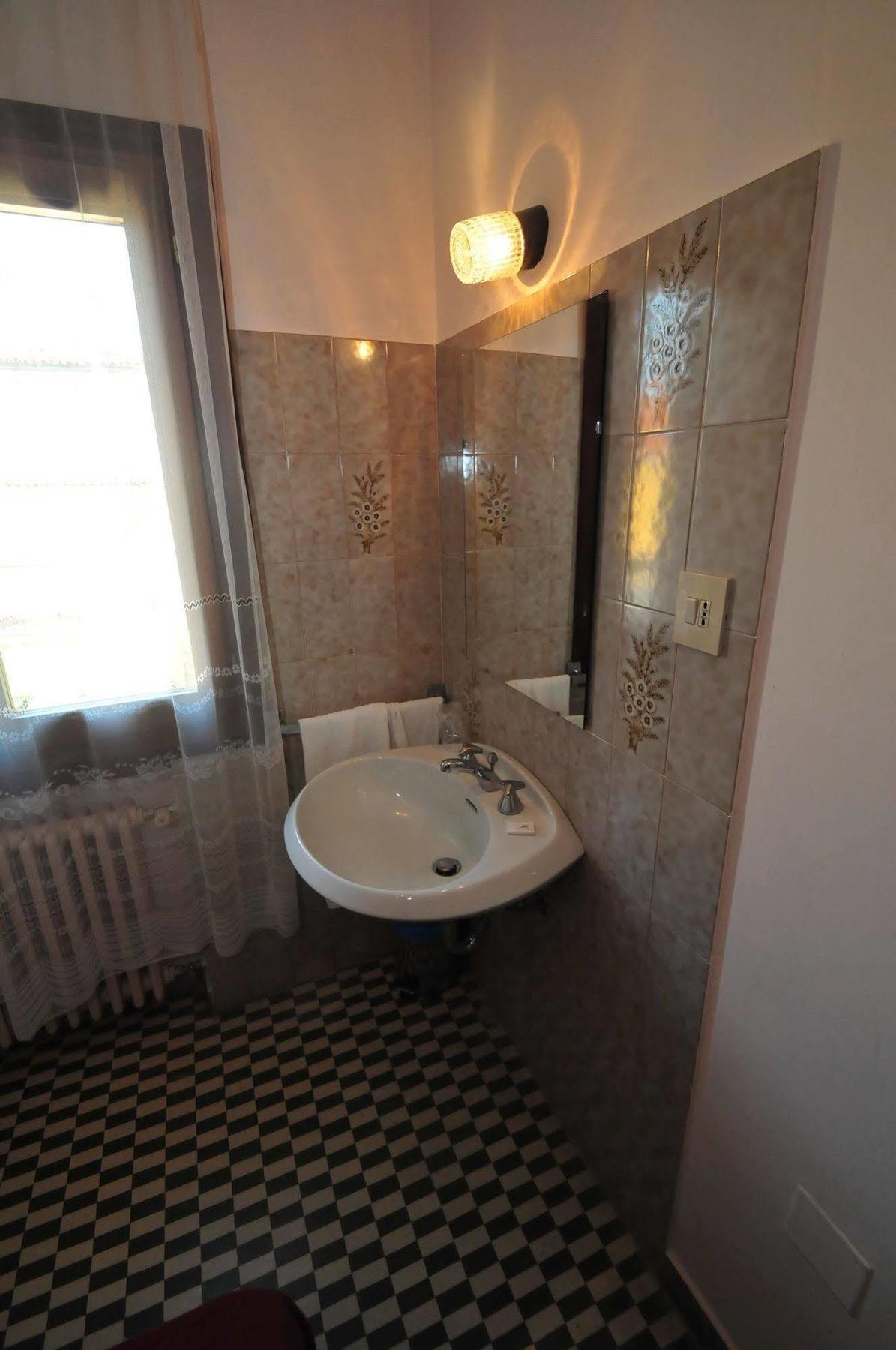 Locanda Sant'Anna Hotel Венеция Экстерьер фото